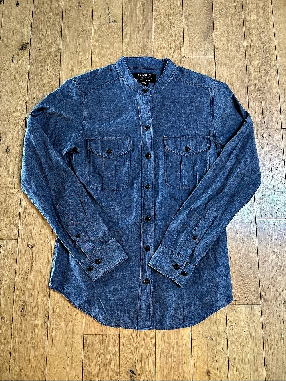 Filson Western Shirt Blue / indigo Cham Shirt XS, never worn 100 % cotton